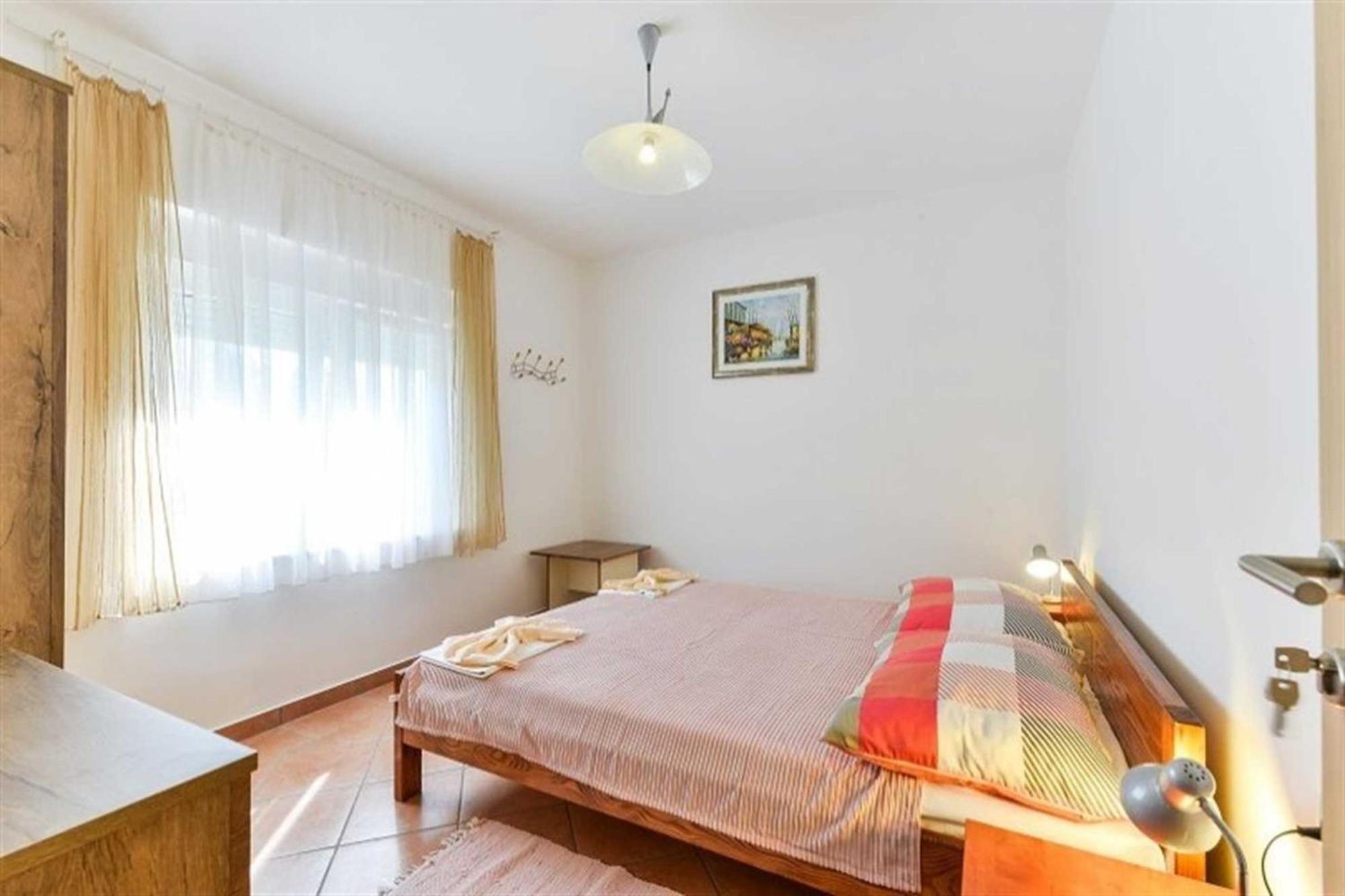 Apartment House Inga Vir Ngoại thất bức ảnh