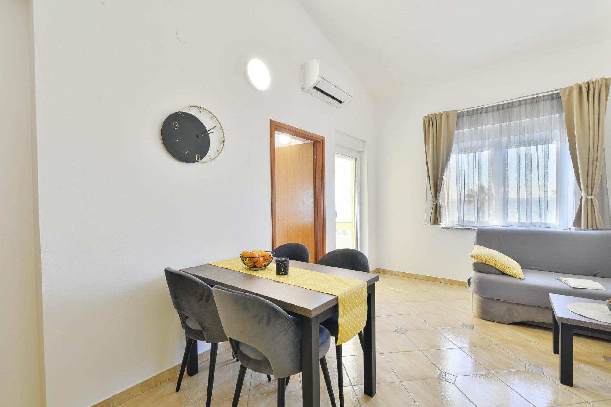 Apartment House Inga Vir Ngoại thất bức ảnh