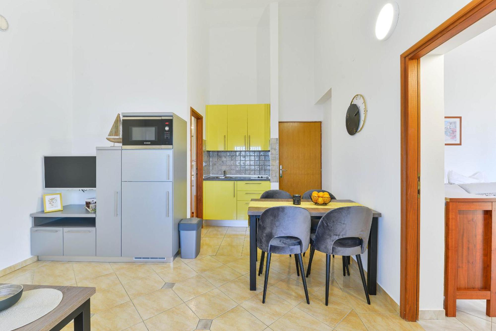 Apartment House Inga Vir Ngoại thất bức ảnh