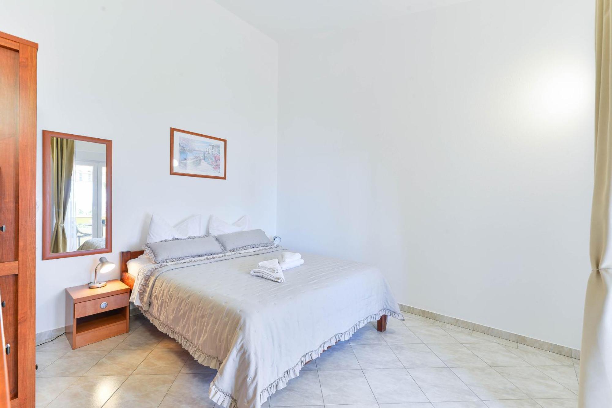 Apartment House Inga Vir Ngoại thất bức ảnh