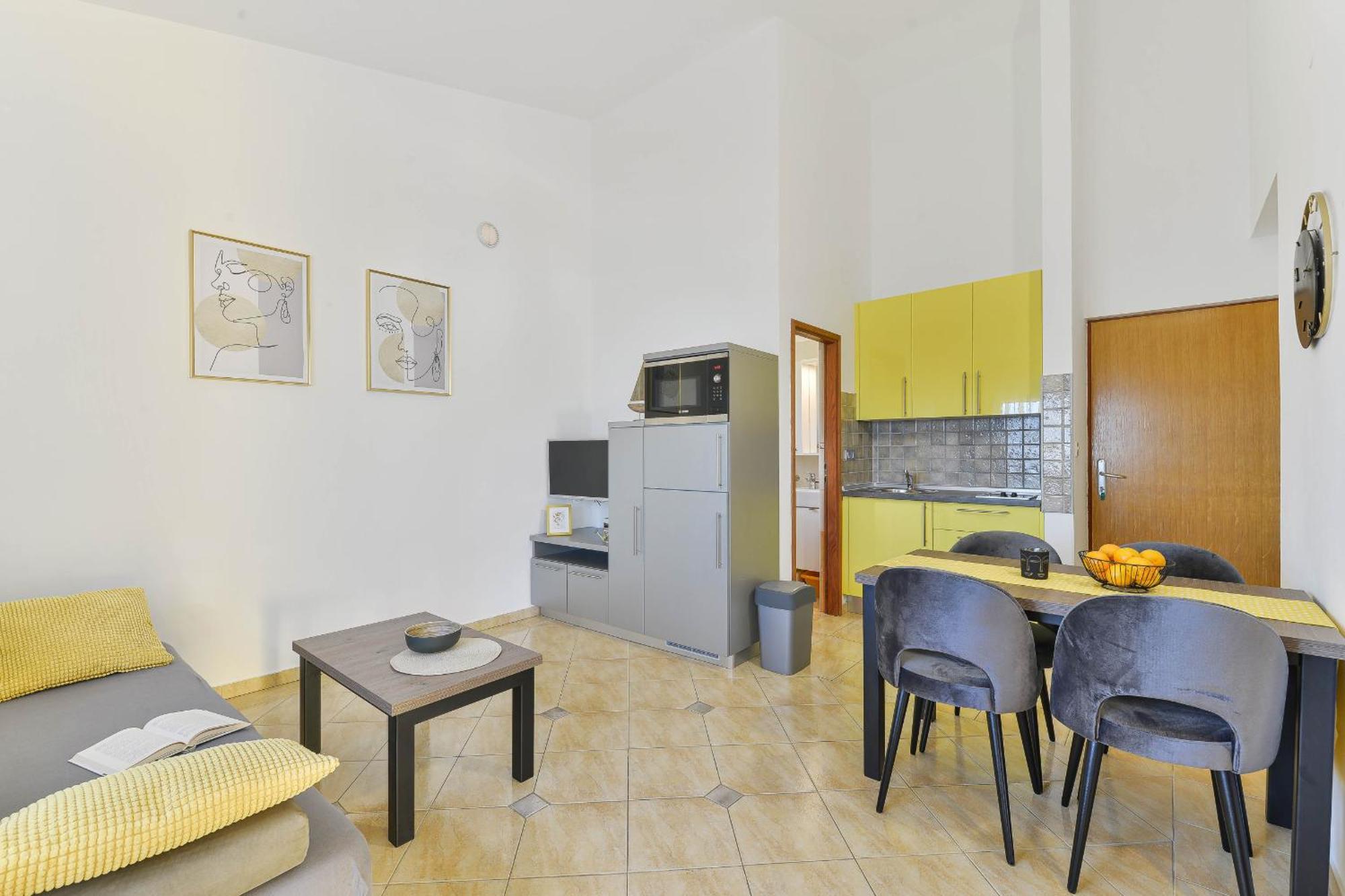 Apartment House Inga Vir Ngoại thất bức ảnh